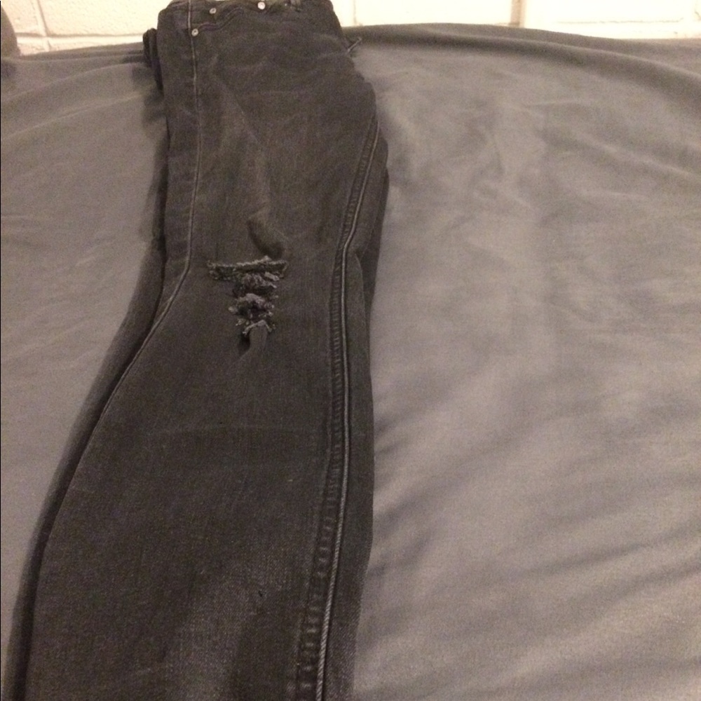 Black Ripped Pants - Picture 2 of 2